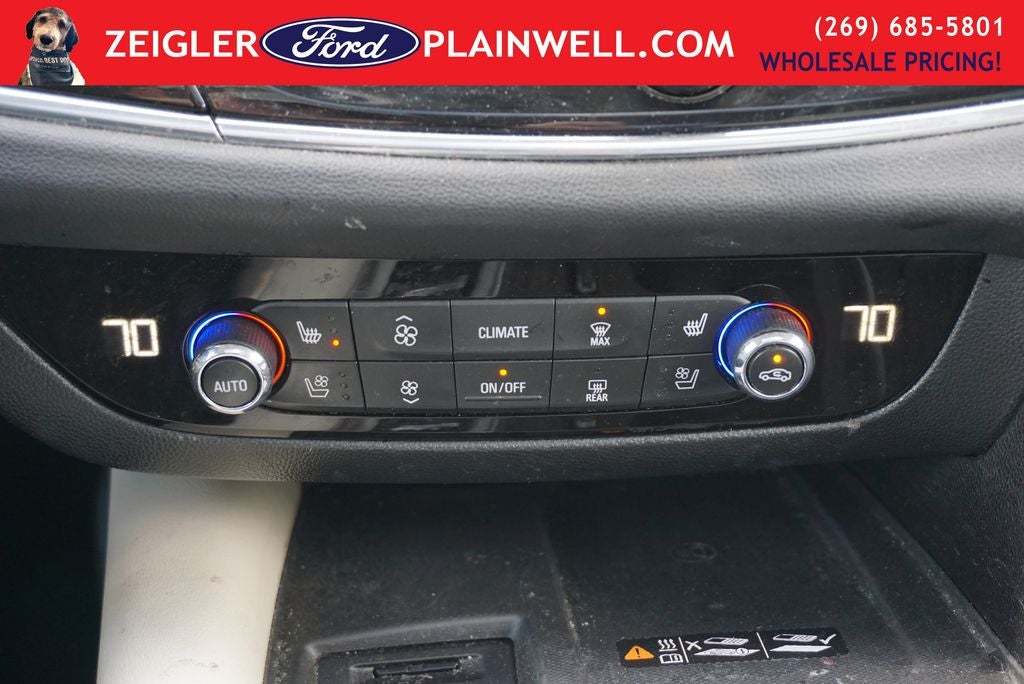 2023 Buick Enclave Avenir AWD Tech Pkg Heated Leather Moonroof 3rd Row