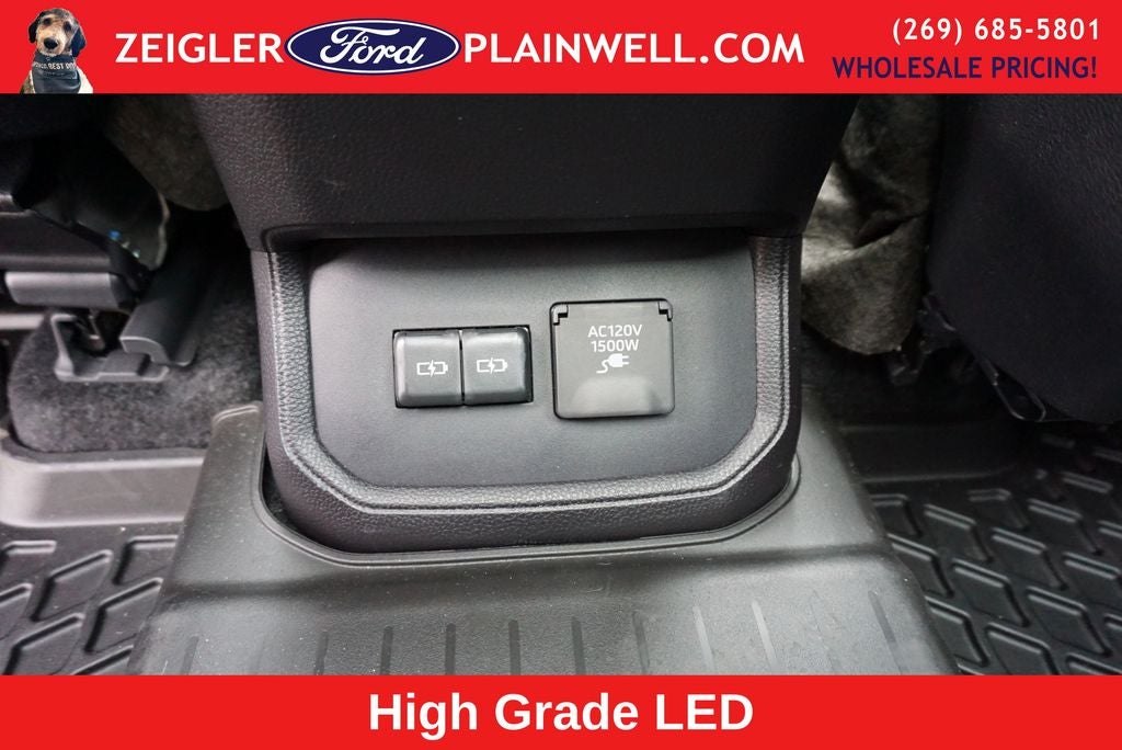 2025 Toyota Highlander Hybrid Platinum