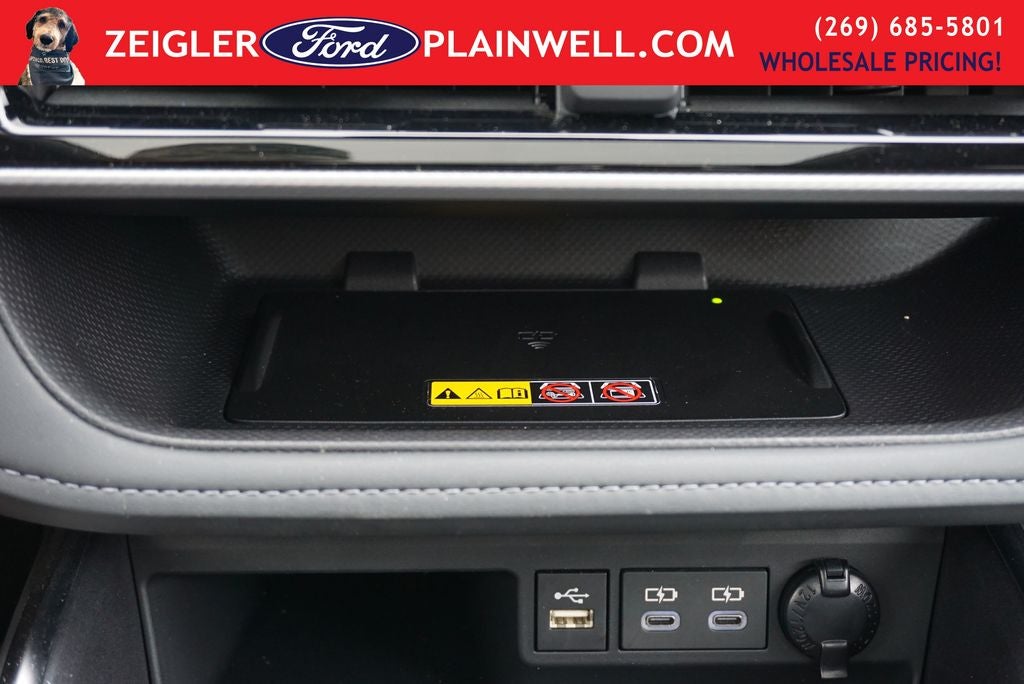 2025 Toyota Highlander Hybrid Platinum