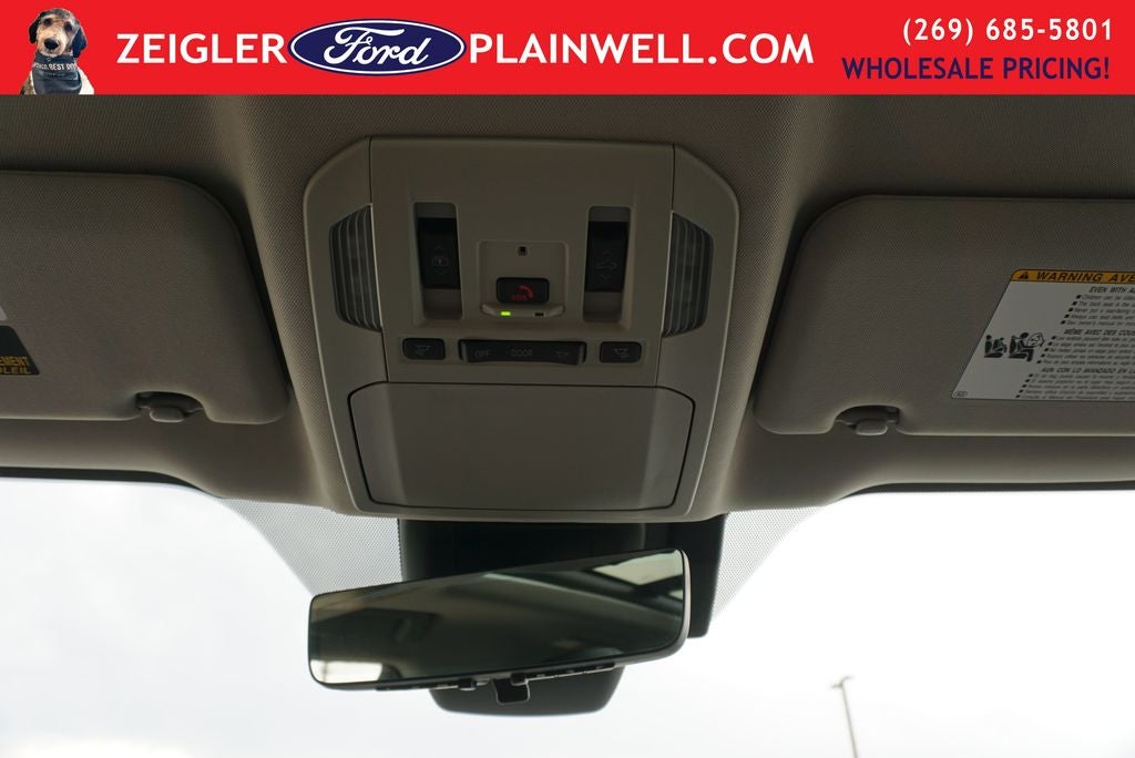 2025 Toyota Highlander Hybrid Platinum