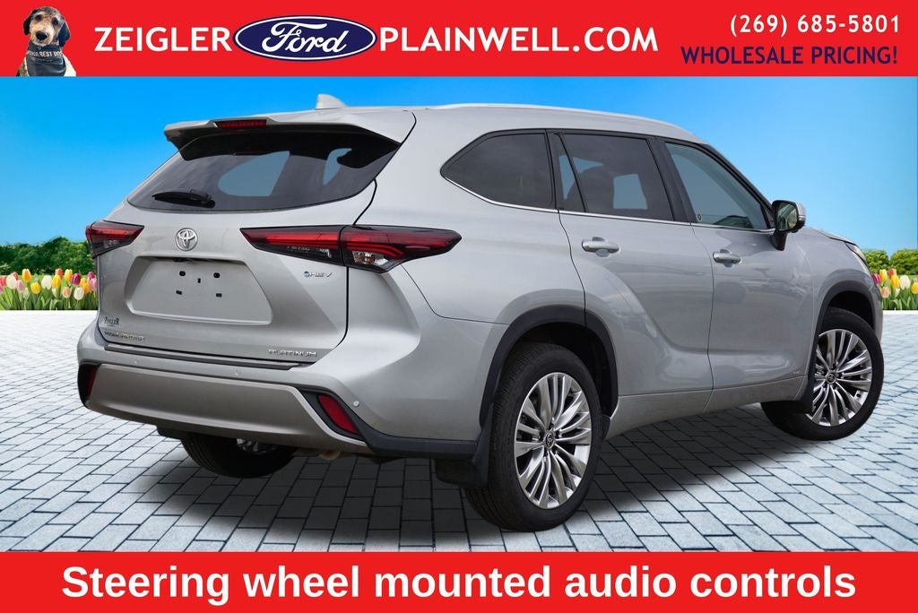 2025 Toyota Highlander Hybrid Platinum