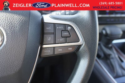 2021 Toyota Sienna LE 8 Passenger