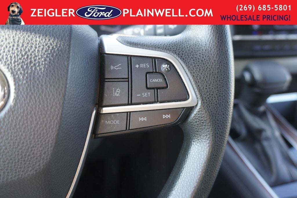 2021 Toyota Sienna LE 8 Passenger