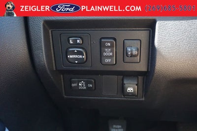 2015 Toyota Tundra SR5 Crew Max 5.7 Liter 4x4