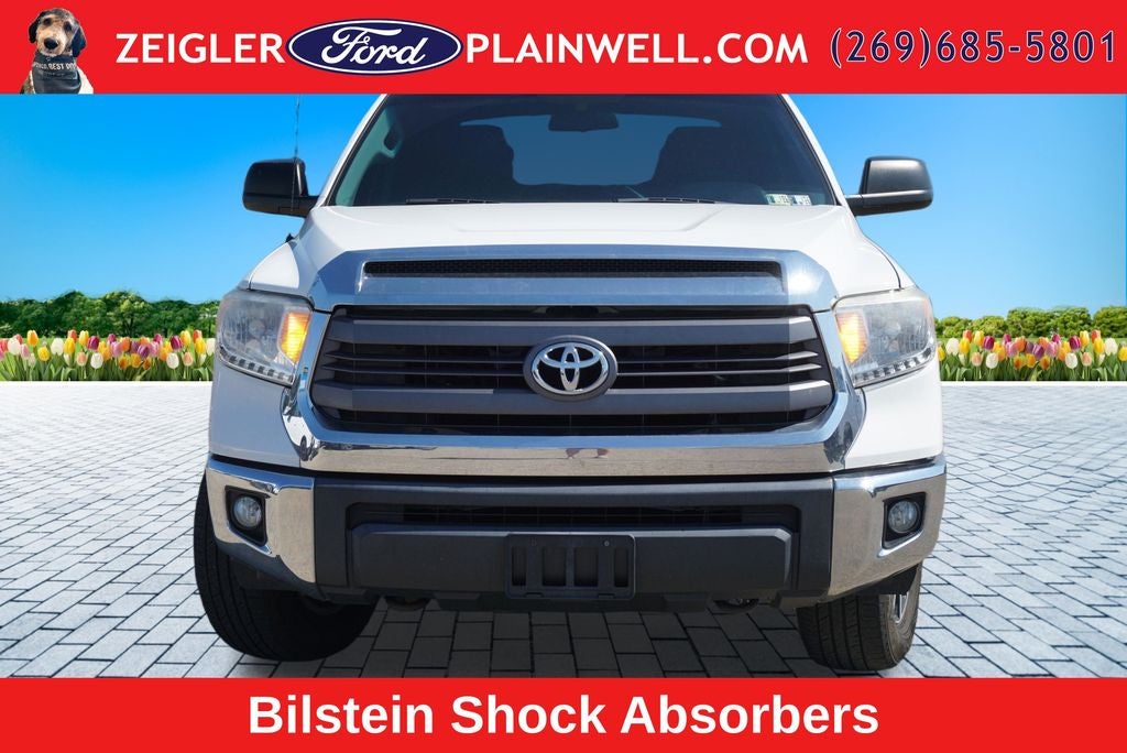 2015 Toyota Tundra SR5 Crew Max 5.7 Liter 4x4