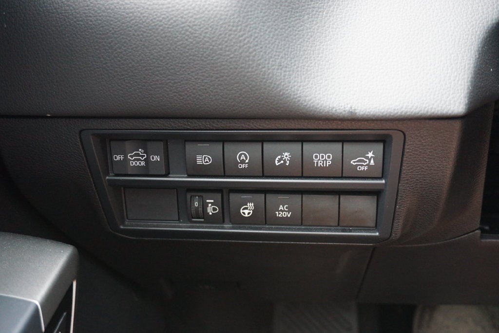 2025 Toyota Tundra Limited 4X4 V6 BLACK EDITION POWER MOONROOF LEATHER NAV