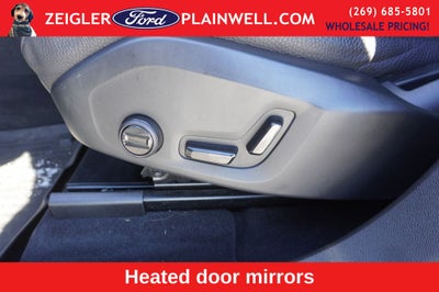 2023 Volvo XC60 Recharge Plug-In Hybrid T8 Plus Dark Theme