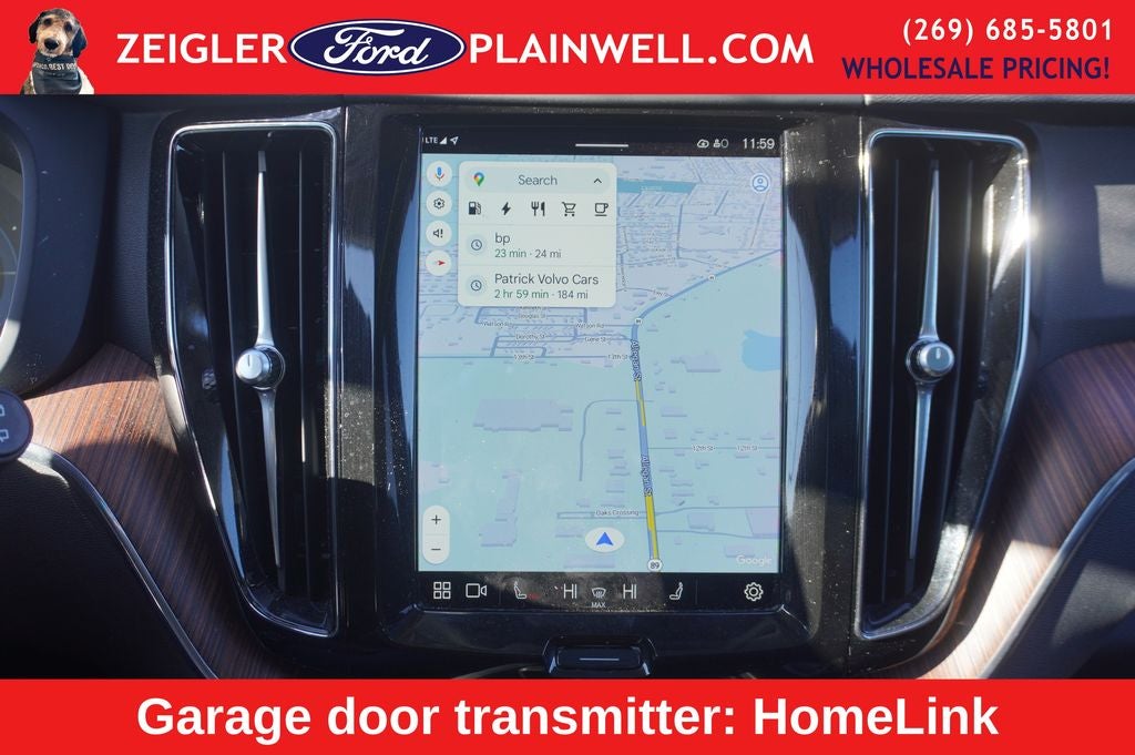 2023 Volvo XC60 Recharge Plug-In Hybrid T8 Plus Dark Theme