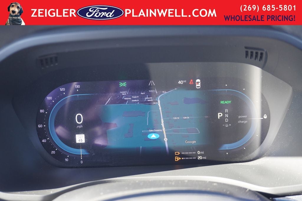 2023 Volvo XC60 Recharge Plug-In Hybrid T8 Plus Dark Theme