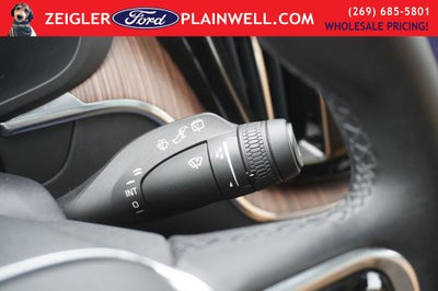 2023 Volvo XC60 B5 Ultimate Bright Theme PANORAMIC ROOF AWD HEATED LEATHER REAR CAMERA