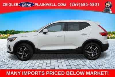 2024 Volvo XC40 B5 Core