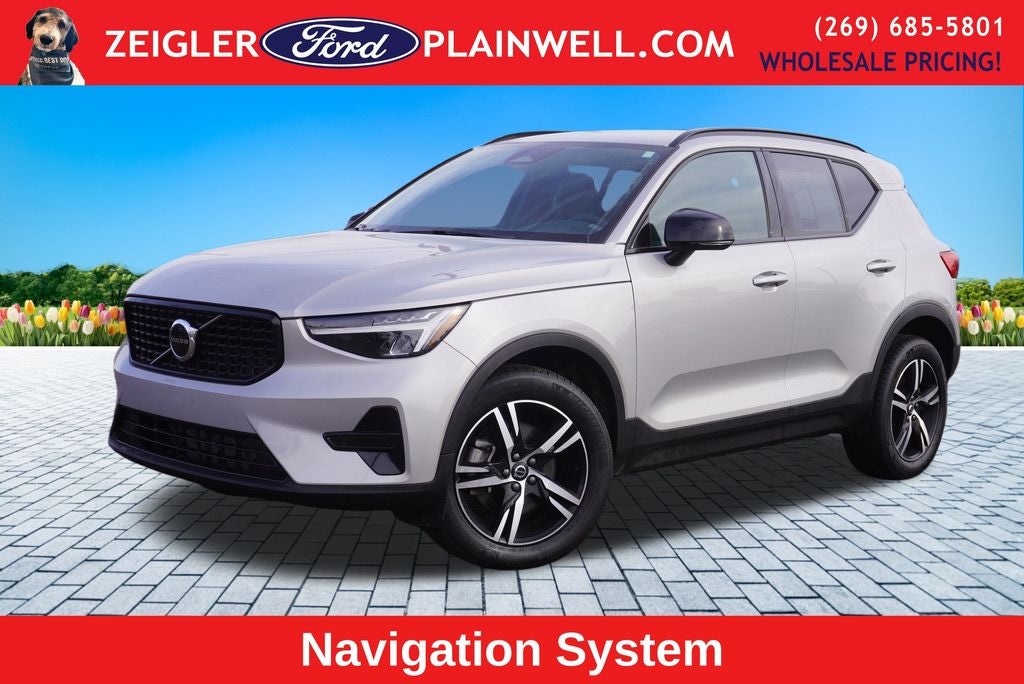 2024 Volvo XC40 B5 Core AWD