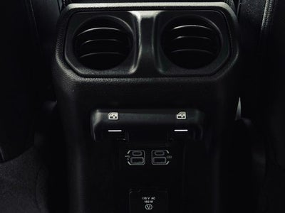 2020 Jeep Wrangler Sahara 4x4