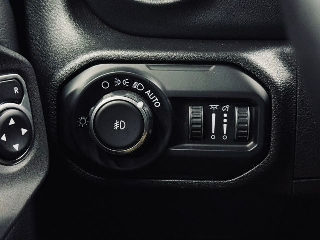 2020 Jeep Wrangler Sahara 4x4