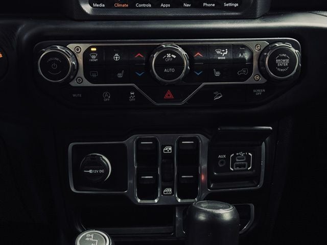 2020 Jeep Wrangler Sahara 4x4