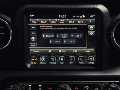 2020 Jeep Wrangler Sahara 4x4