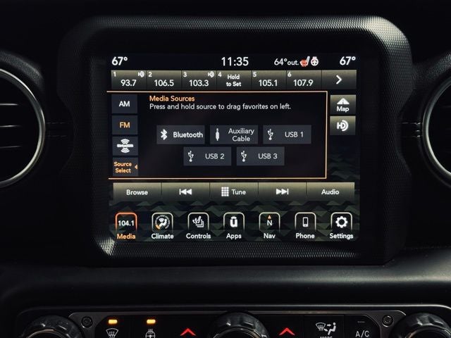 2020 Jeep Wrangler Sahara 4x4