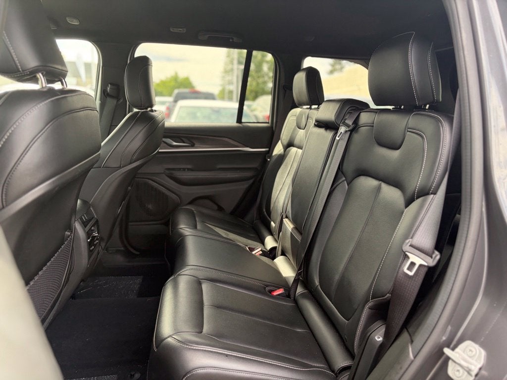 2025 Jeep Grand Cherokee Limited * Certified Pre-Owned *