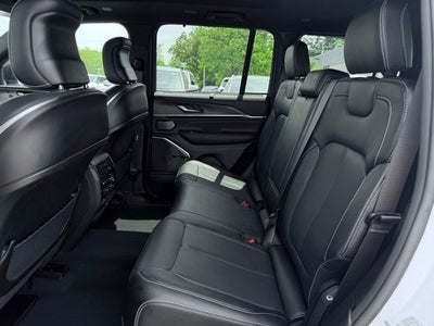 2023 Jeep Grand Cherokee Overland 4x4