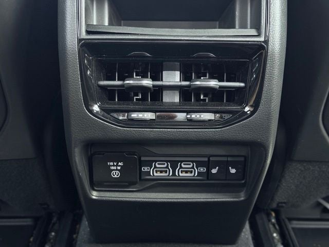 2022 Jeep Grand Cherokee Overland 4x4