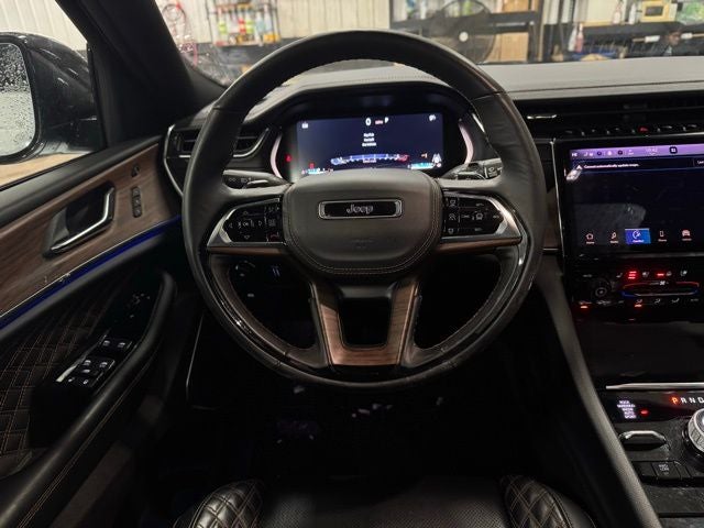 2025 Jeep Grand Cherokee Summit 4x4