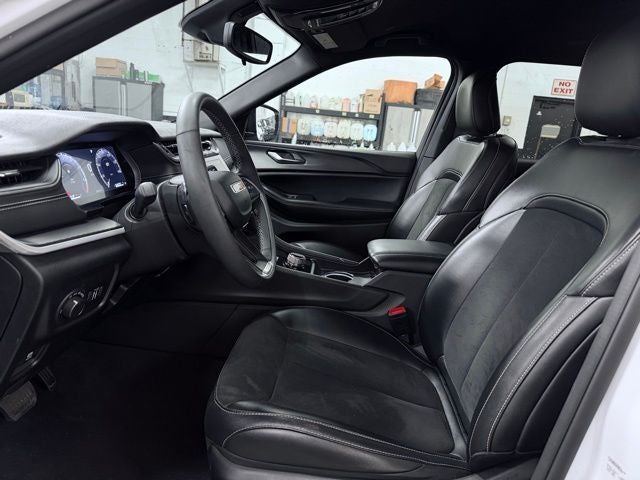 2024 Jeep Grand Cherokee L Altitude 4x4