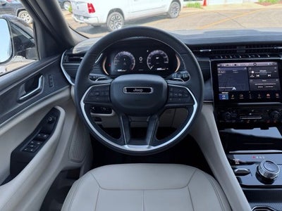 2025 Jeep Grand Cherokee L Limited 4x4