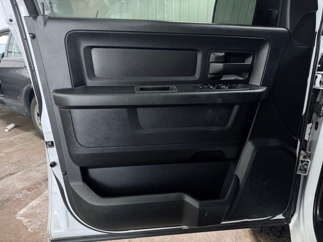 2018 RAM 1500 Tradesman Crew Cab 4x4 5'7' Box