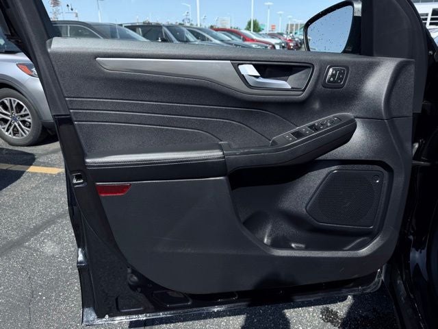 2022 Ford Escape Hybrid Titanium Hybrid
