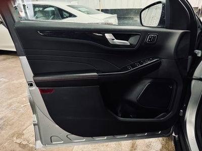 2023 Ford Escape ST-Line Elite