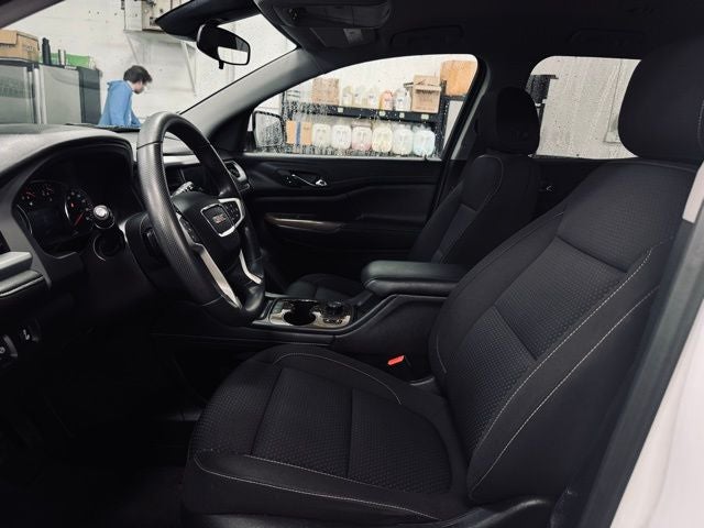 2023 GMC Acadia AWD SLE