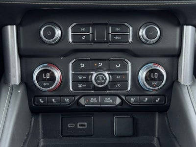 2024 GMC Yukon 4WD SLT