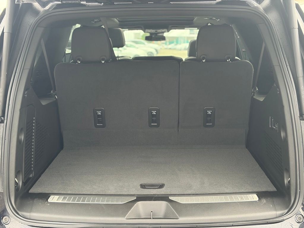 2024 Chevrolet Suburban 4WD Z71