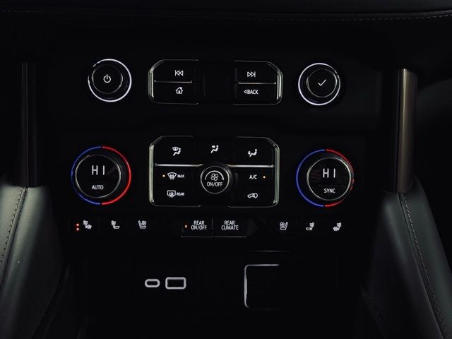 2023 Chevrolet Suburban 4WD High Country