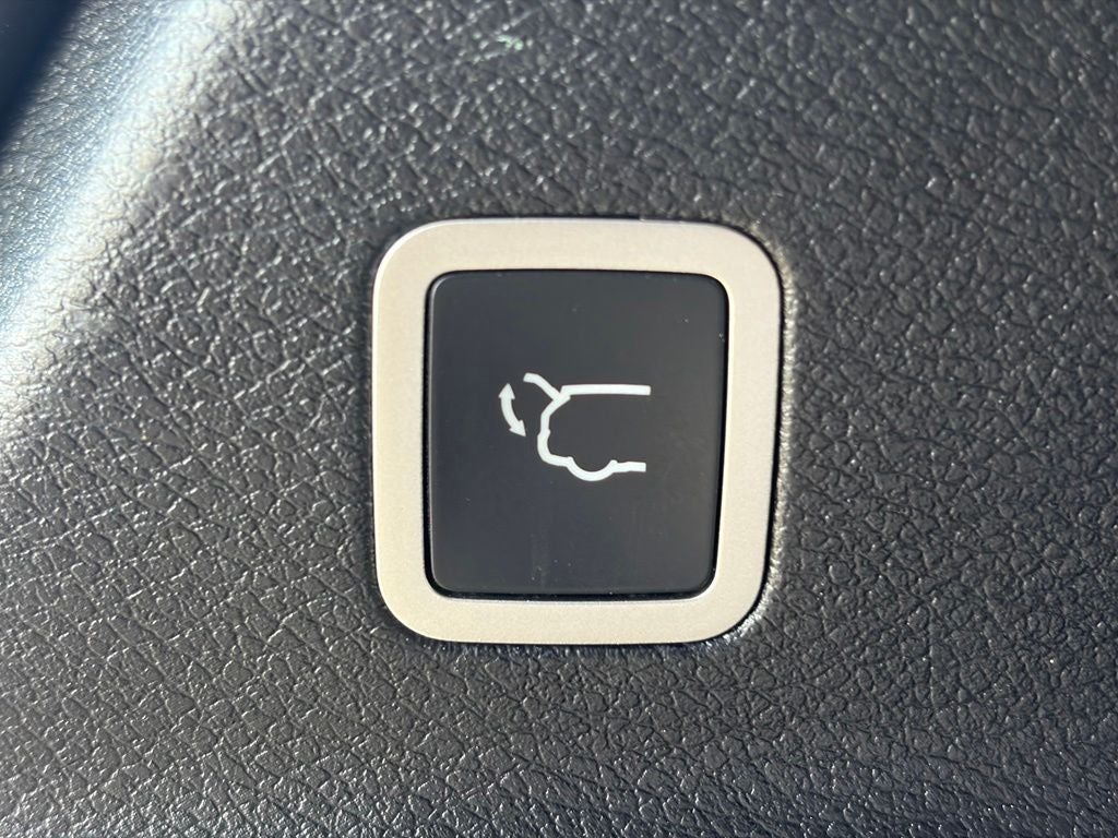 2025 Chrysler Pacifica Select * Certified Pre-Owned *