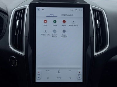 2022 Ford Edge SE