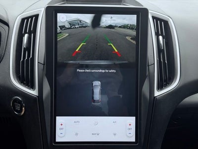 2022 Ford Edge SE