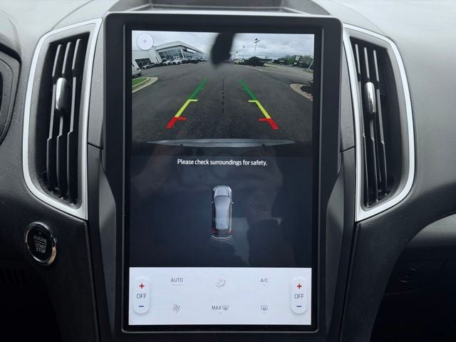 2022 Ford Edge SE