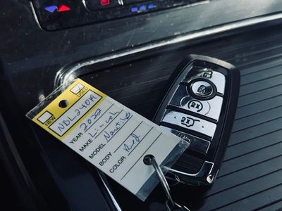 2022 Lincoln Nautilus Reserve