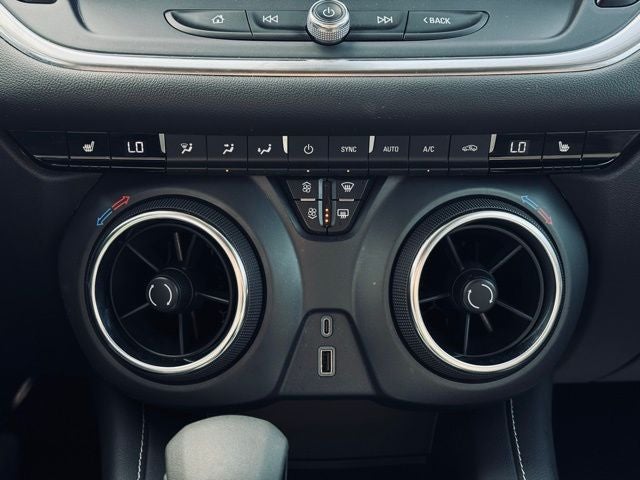 2025 Chevrolet Blazer AWD 2LT