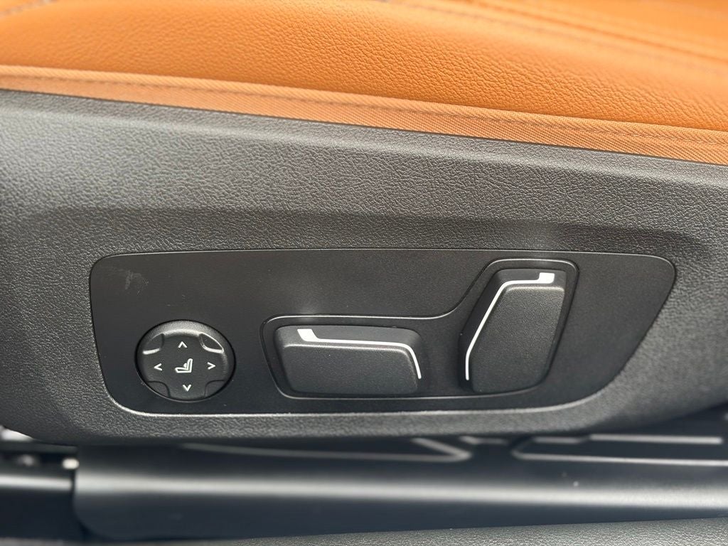 2025 BMW 2 Series 230i xDrive