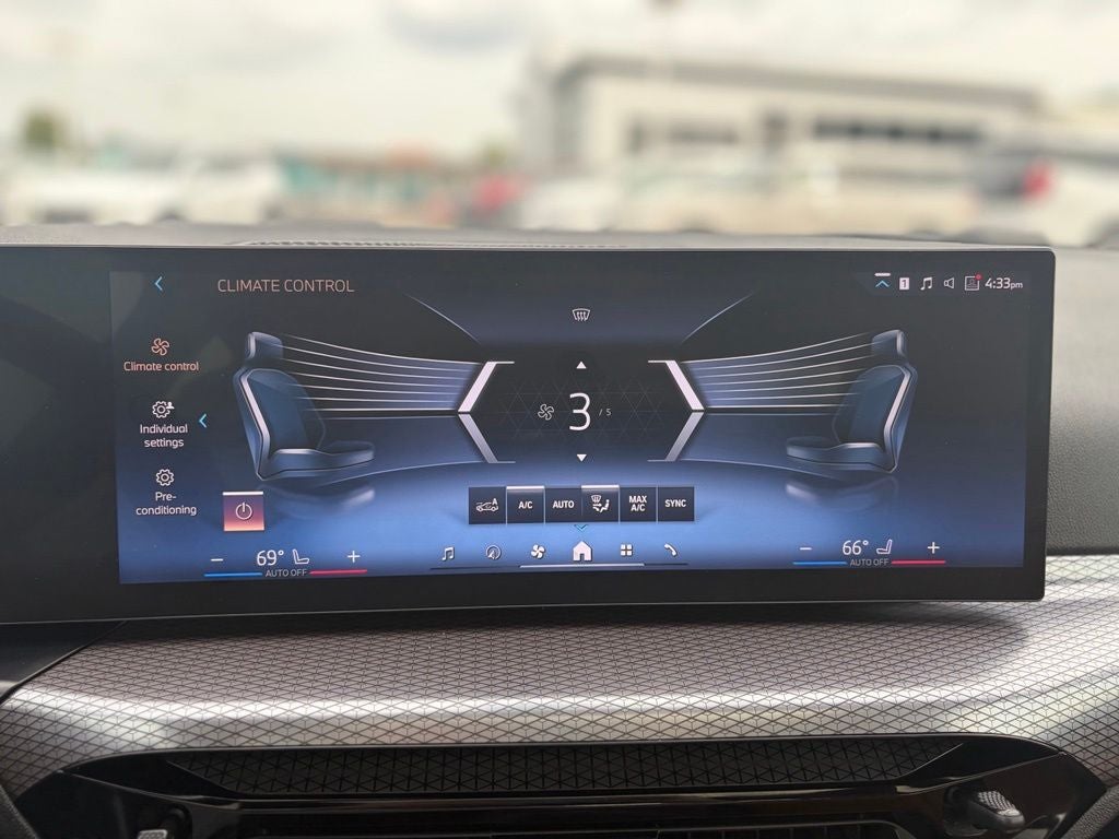 2025 BMW 2 Series 230i xDrive
