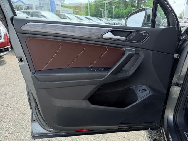 2023 Volkswagen Tiguan 2.0T SEL R-Line