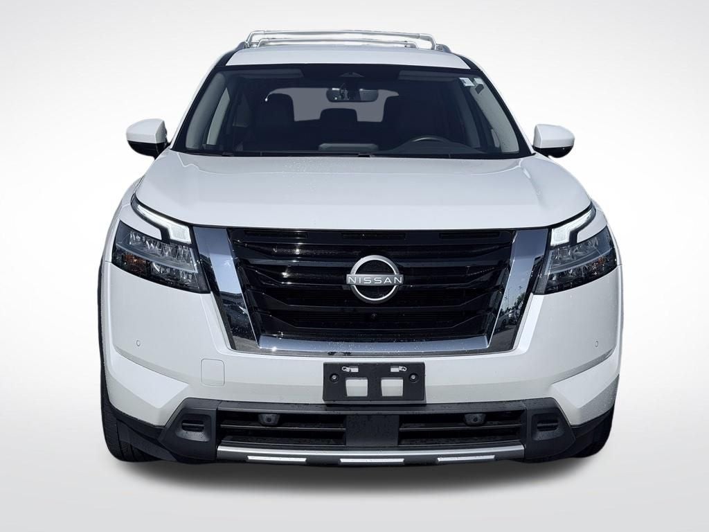 2023 Nissan Pathfinder SL 4WD