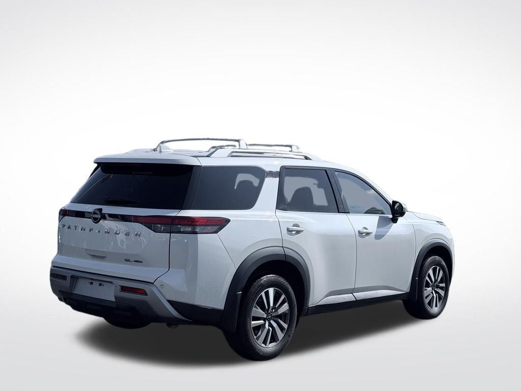 2023 Nissan Pathfinder SL 4WD