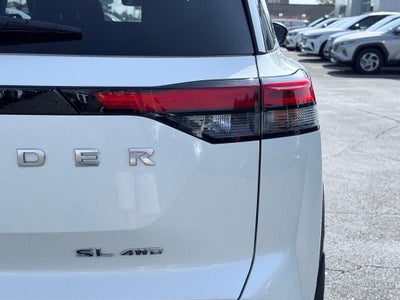 2023 Nissan Pathfinder SL 4WD
