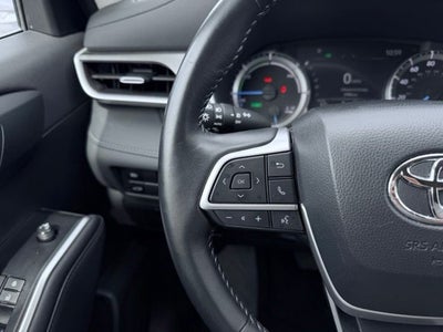 2024 Toyota Highlander Hybrid XLE
