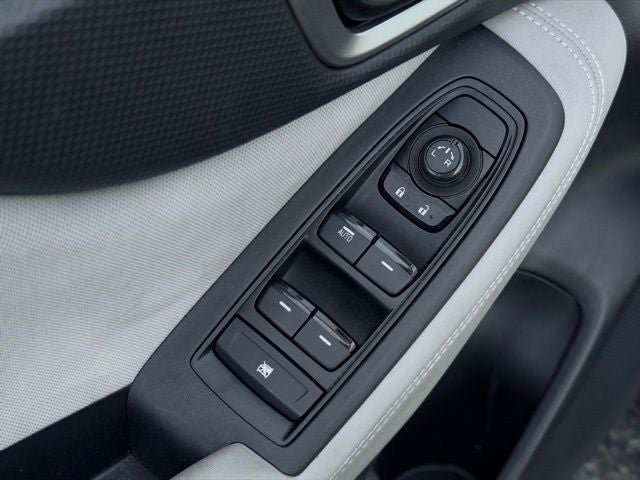 2023 Subaru Forester Base