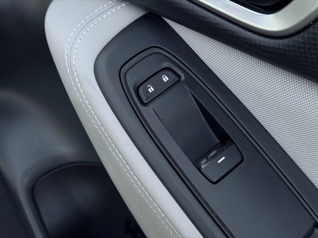 2023 Subaru Forester Base
