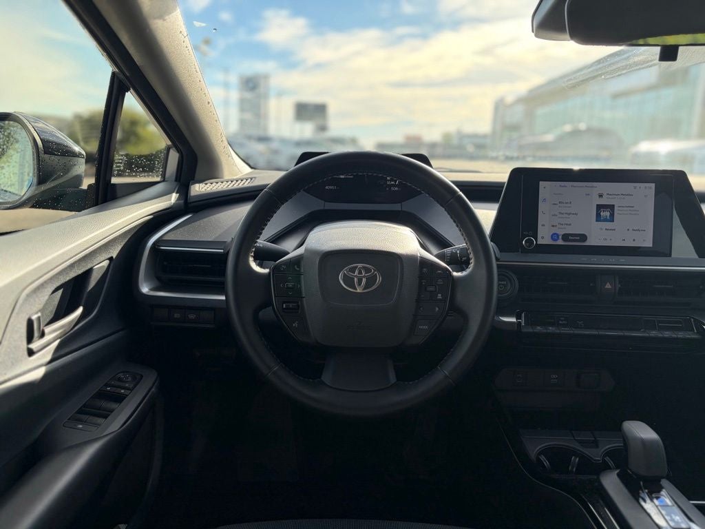 2025 Toyota Prius LE
